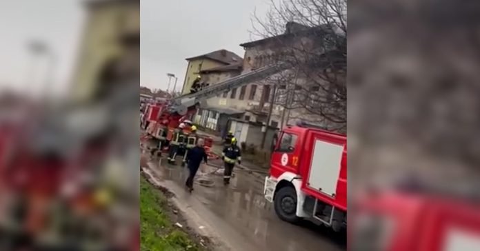 7FDC6BFA-BF95-4350-82B3-7B76B2AB4995