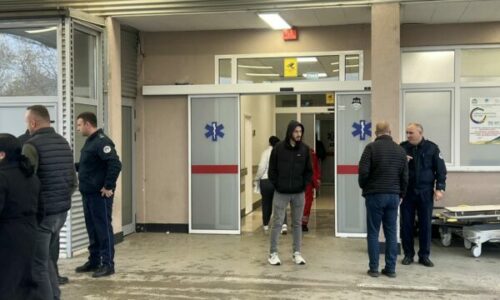 BB00AD6C-7246-42CA-9AA5-F6CCF29466F7