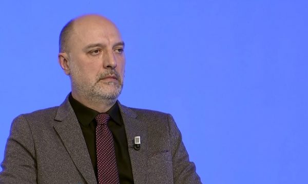 E7B24655-2812-46D0-AE12-8ECCF9D3E470