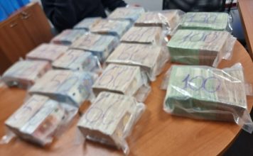 Dosja e Prokurorisë: Çka deklaruan polici dhe dy të tjerët të cilëve iu gjetën 1 milion euro të fshehura në furgon?