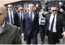 Kurti flet para gazetarëve për çështjen e presidentit