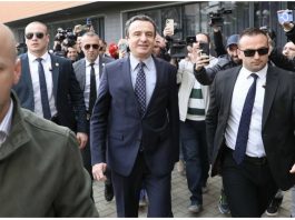 Kurti flet para gazetarëve për çështjen e presidentit