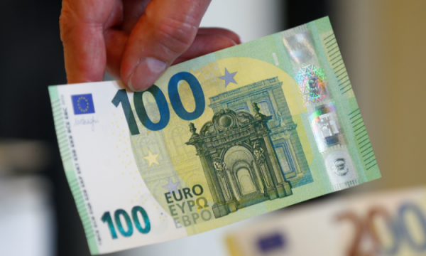 Dyshohet-per-para-te-falsifikuara-ne-Graqanice-sekuestruar-100-euro-Insajderi.org_
