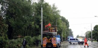 Stuhia përfshin Kroacinë, alarm portokalli për motin në disa rajone