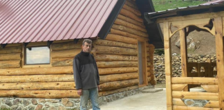 E dhimbshme; Ky është babai që dyshohet se u vra nga djali i tij
