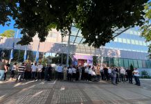 PDK-ja vazhdon aksionin para Qeverisë, i bashkohen edhe përfaqësues nga Prishtina