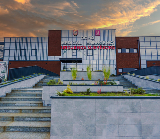 Podujevë: E rrahu gruan e bëri për spital – arratiset