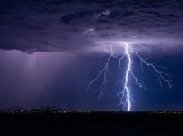 Alarm për stuhi të fuqishme në Mesdhe: Breshër i madh, përmbytje dhe tornado të mundshme