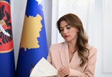 Haxhiu liron nga detyra 18 gjyqtarët serbë