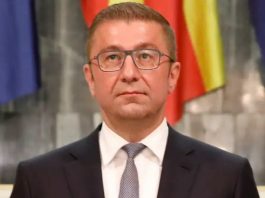 Videoklipi i Don Xhonit në “Makedonium”, Mickoski: Do të kërkoj shkarkimin e drejtorit dhe Bordit Drejtues