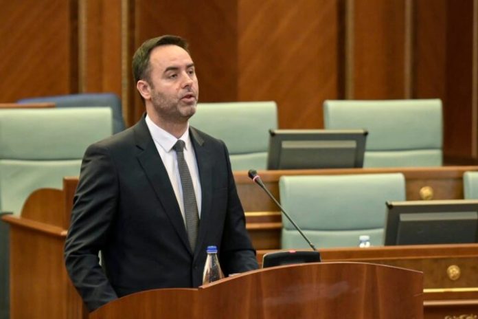 Glauk-Konjufca-ne-Kuvend-720x480-1
