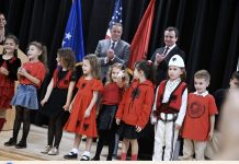 Kurti vizitoi shkollën në Bronx, aplikohet programi akademik dygjuhësh anglisht-shqip