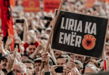 Të dielën mërgata në Austri proteston kundër vendimit të Speciales