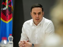 Bajrami paralajmëroi se hyn në garë, Hoti ‘propozoi’ Shalën për shef të LDK, Abdixhiku: Beteja qenka për kryetar, Zot fali