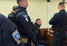 Ish-bashkëshorti i Arlinda Zekajt del para gjykatës