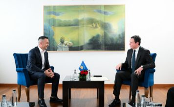 Kurti e emëron Viktor Buzhalën zëvendësministër në Ministrinë e Punëve të Brendshme