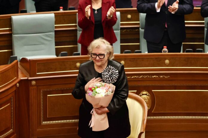840023159_1473544237996069_3426086632642614415_n-696x464