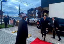 Hoxha i njohur reagon pas zhvillimeve të fundit politike, ka një mesazh për Albin Kurtin dhe Bedri Hamzën
