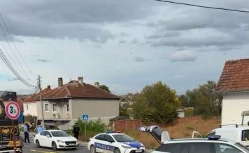 Kjo dyshohet të jetë arsyeja që burri vr..u gruan dhe mikun 