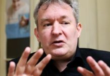 Qëndrimi ndaj Kosovës dhe temat e tjera, Martens: Program i Lëvizjes Studentore në Serbi është i tmerrshëm